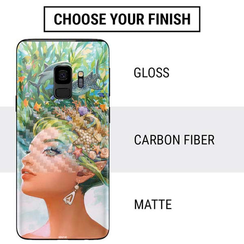 Mermaid with Sea Stars in Her Hair by Ivy Dolamore Galaxy S9 Skin